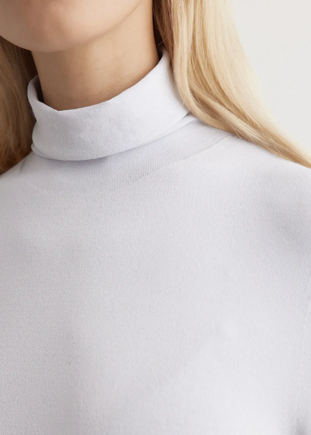 Kerry Seamless Turtleneck Top