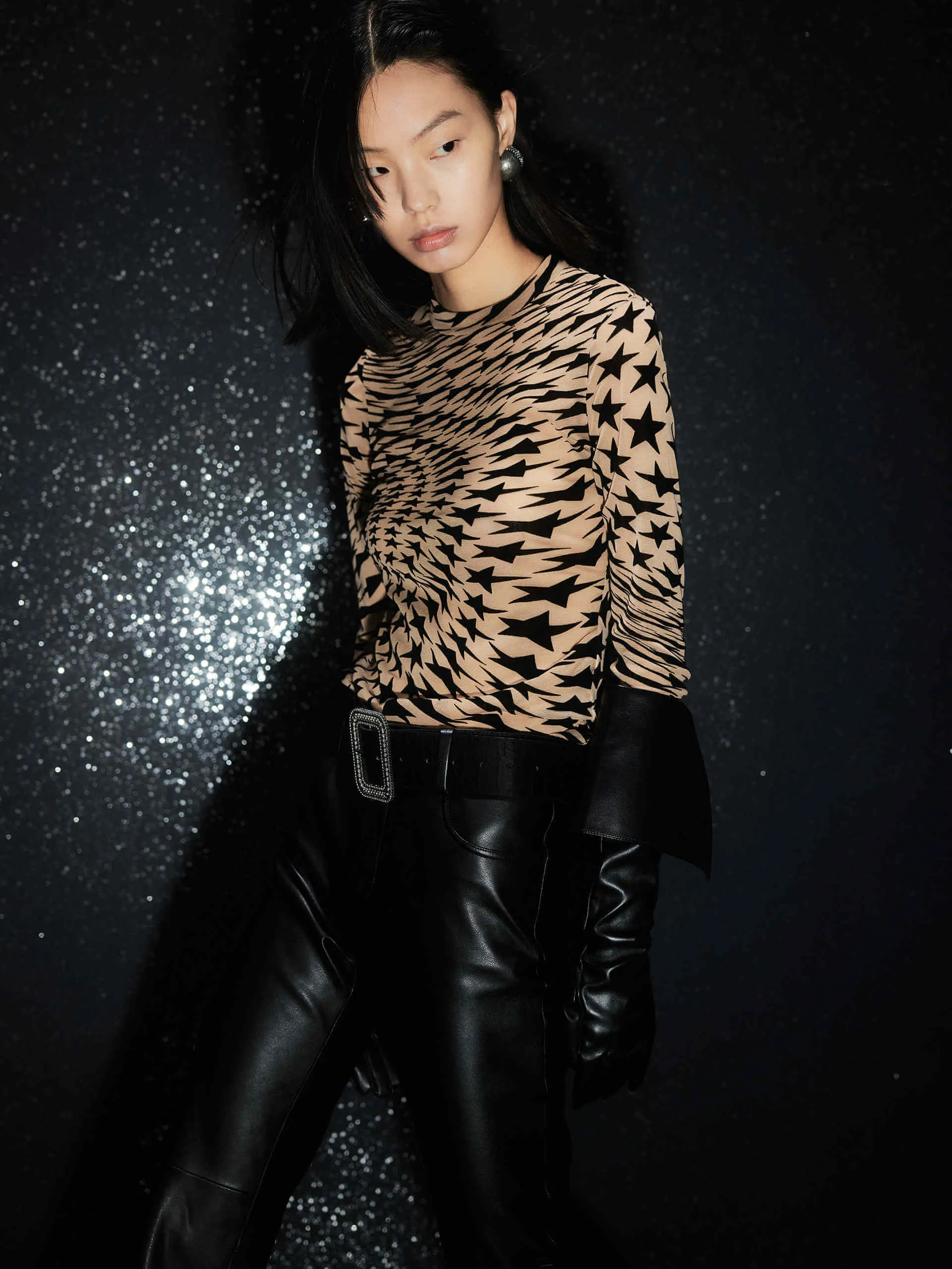 Star Pattern Stretch Top