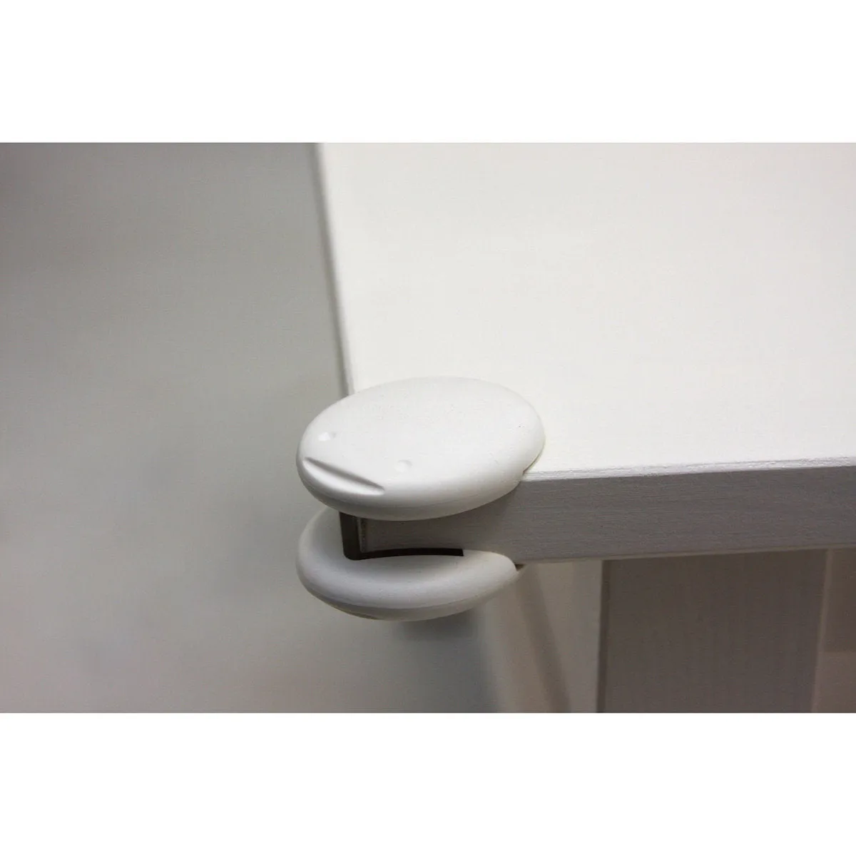 Stay Put Corner Protectors - White 8 Pack by Qdos
